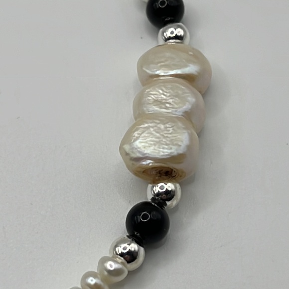 ARTISAN PEARL, STERLING, AMETHYST, PERIDOT, ONYX, AND APATITE NECKLACE 18.5” - Picture 10 of 12